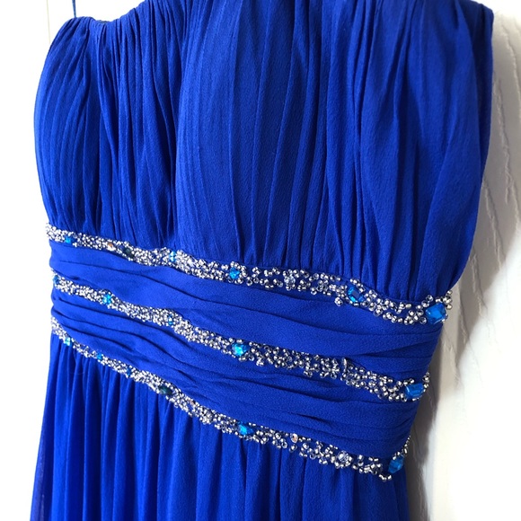 JS Boutique Strapless Formal Dress - Picture 3 of 8